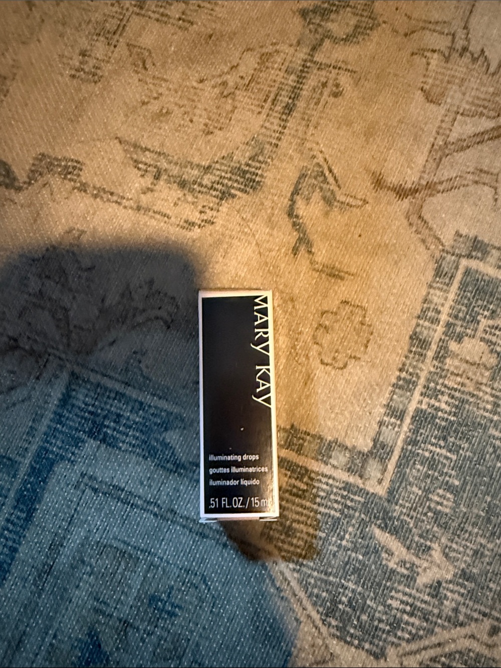 Mary Kay Illuminating Drops - Gold Tone